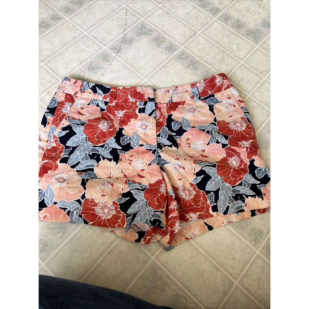 LOFT Floral Shorts Cotton 4" Inseam Red coral hibiscus print Size 8 Flat front‎